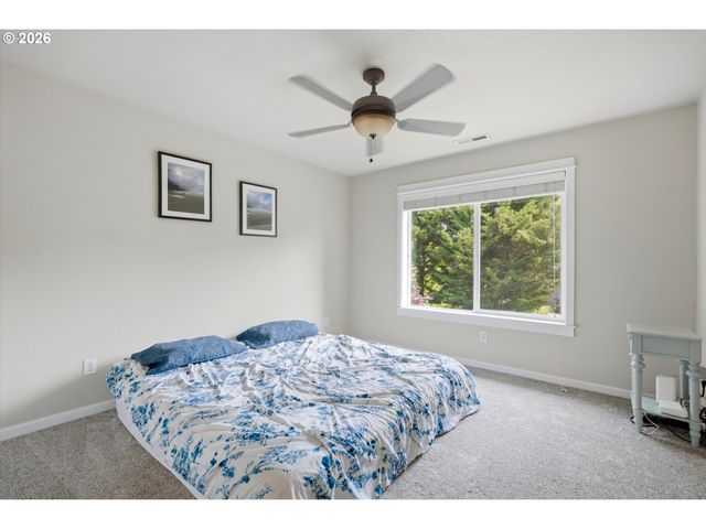 140 N ARGYLE Ct, Newberg, OR 97132