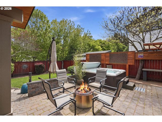140 N ARGYLE Ct, Newberg, OR 97132