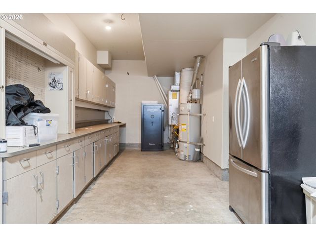 140 N ARGYLE Ct, Newberg, OR 97132