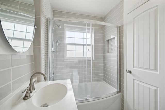 1301 Pearson Street, Houston, TX 77023