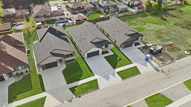10718 S Worth Avenue, Worth, IL 60482