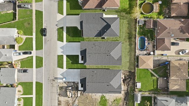 10718 S Worth Avenue, Worth, IL 60482