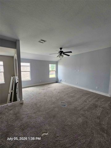 200 Burnett Drive, Lavon, TX 75166