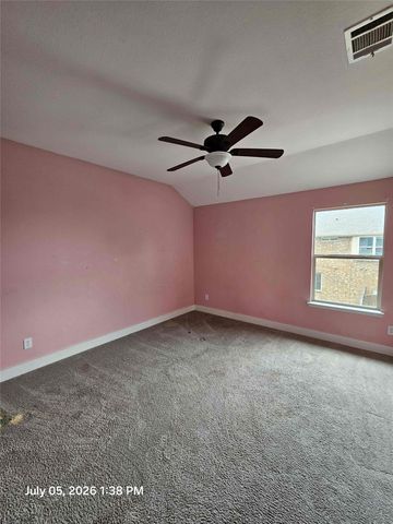 200 Burnett Drive, Lavon, TX 75166
