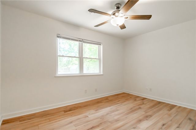 2332 S Clover Drive, Fayetteville, AR 72701