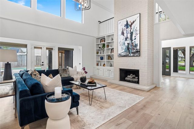 10911 Riverview Drive, Houston, TX 77042