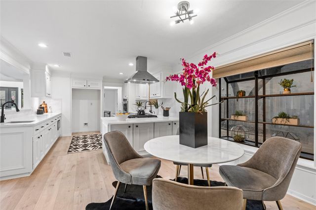 10911 Riverview Drive, Houston, TX 77042