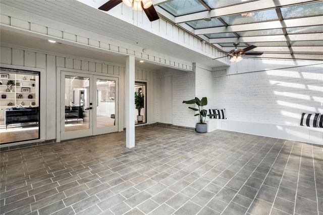 10911 Riverview Drive, Houston, TX 77042