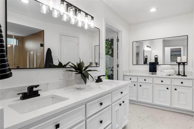 10911 Riverview Drive, Houston, TX 77042