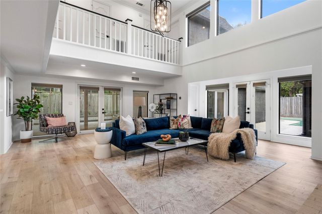 10911 Riverview Drive, Houston, TX 77042