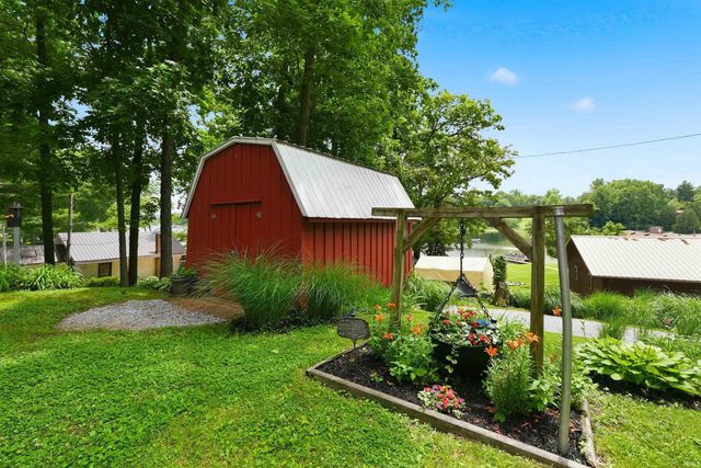 12024 Peach Road, Plymouth, IN 46563