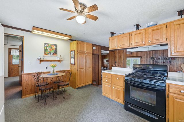 12024 Peach Road, Plymouth, IN 46563