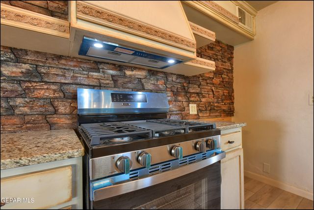 825 GALLOWAY Drive, El Paso, TX 79902