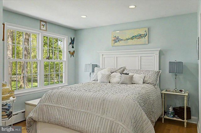 3521 N SUGAN RD, New Hope, PA 18938