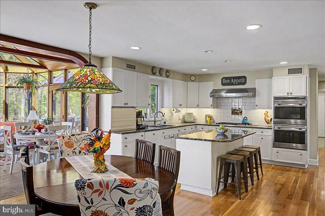 3521 N SUGAN RD, New Hope, PA 18938