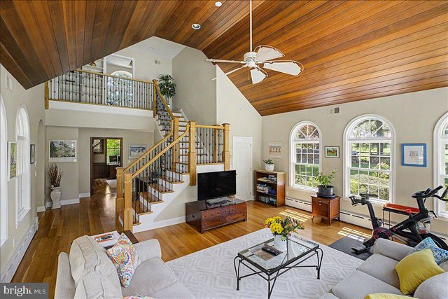 3521 N SUGAN RD, New Hope, PA 18938