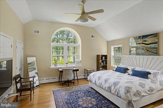 3521 N SUGAN RD, New Hope, PA 18938