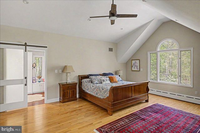 3521 N SUGAN RD, New Hope, PA 18938