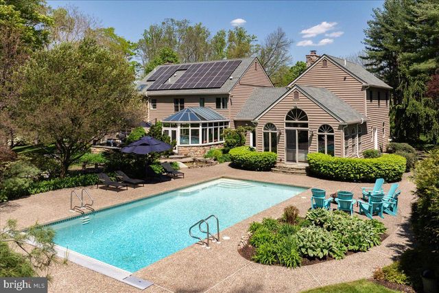 3521 N SUGAN RD, New Hope, PA 18938