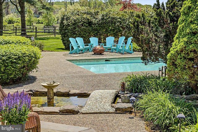 3521 N SUGAN RD, New Hope, PA 18938