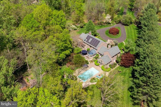 3521 N SUGAN RD, New Hope, PA 18938