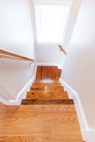 28 Dixon Street, Newport, RI 02840