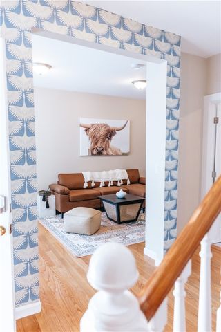 28 Dixon Street, Newport, RI 02840