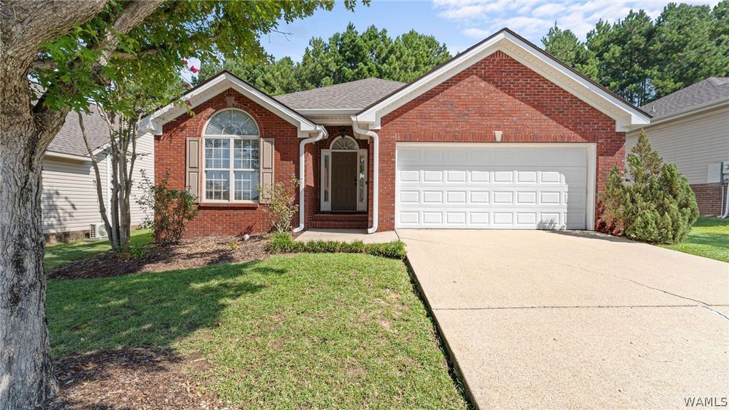 4148 Macon, Northport, AL 35473