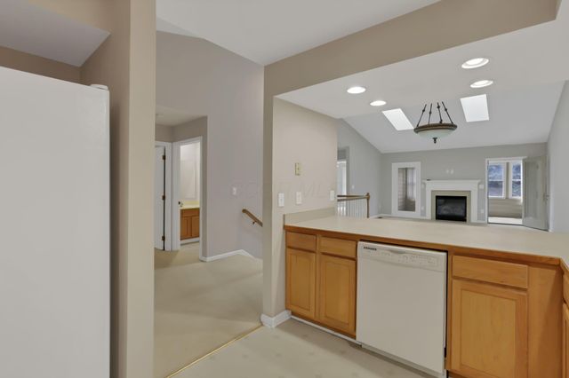 5530 Brighton Hill Lane, Dublin, OH 43016