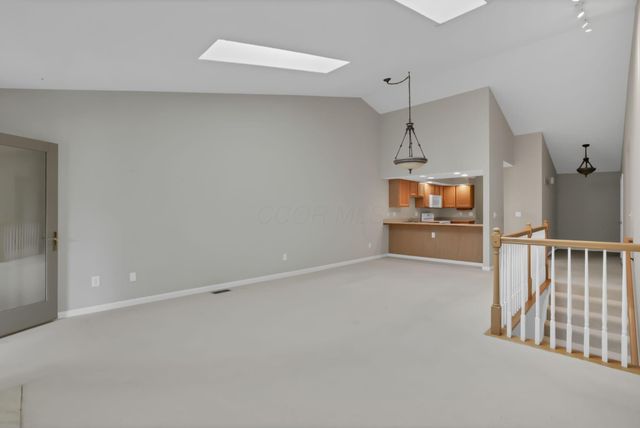 5530 Brighton Hill Lane, Dublin, OH 43016