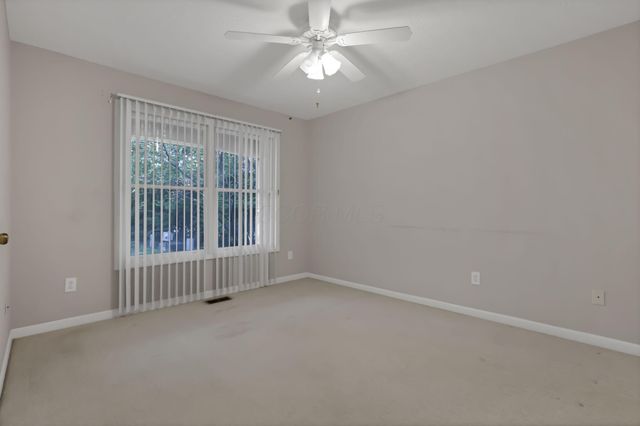 5530 Brighton Hill Lane, Dublin, OH 43016