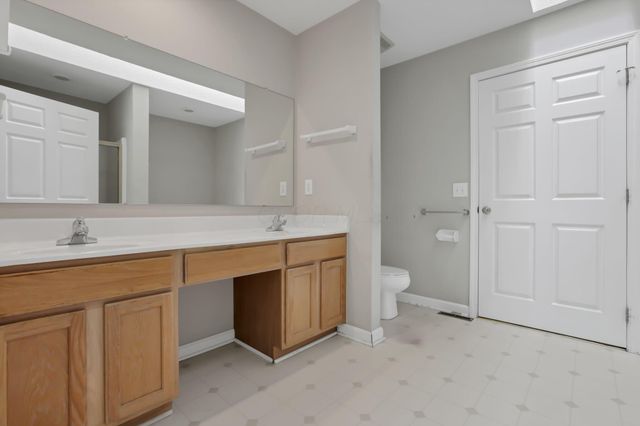 5530 Brighton Hill Lane, Dublin, OH 43016