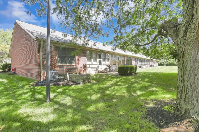 5530 Brighton Hill Lane, Dublin, OH 43016