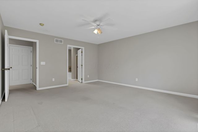 5530 Brighton Hill Lane, Dublin, OH 43016