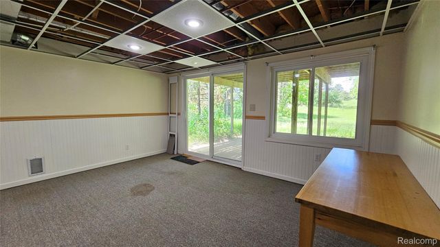 6790 Hinchey Road, Putnam Township, MI 48169