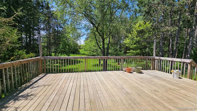 6790 Hinchey Road, Putnam Township, MI 48169