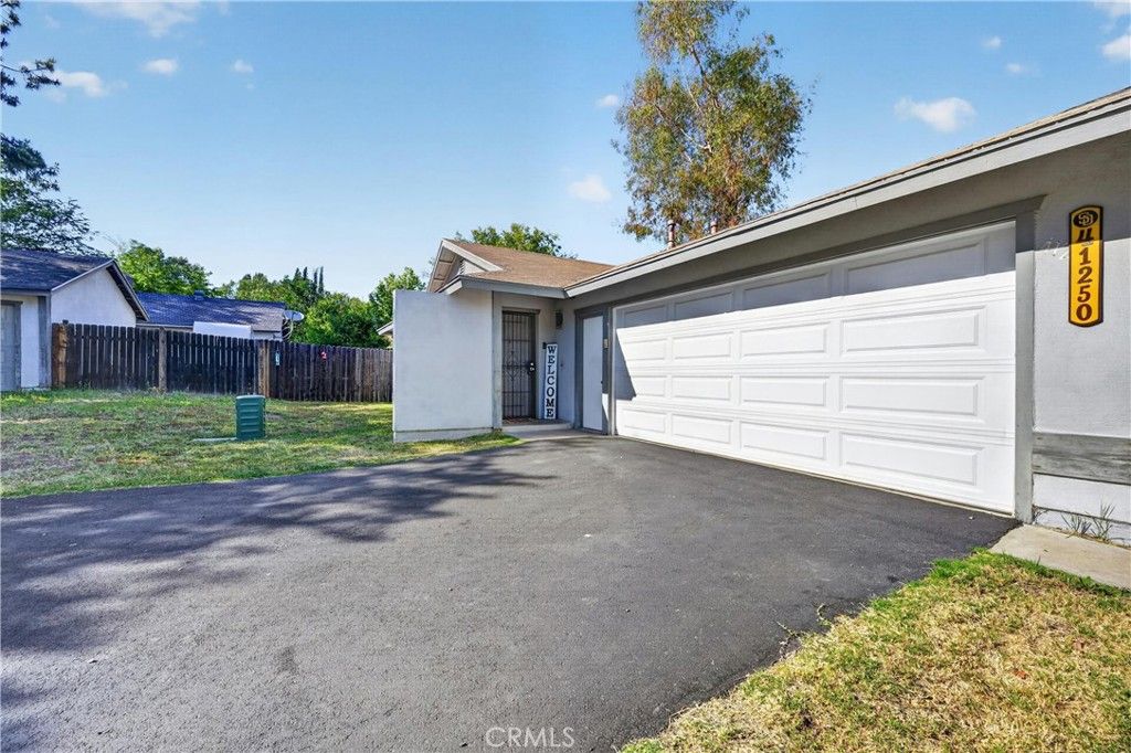 Image 5 of property listing at 41250 Via Aguila, Temecula, CA 92591