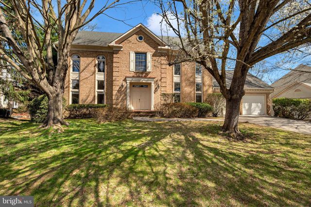 5825 MOSSROCK, Rockville, MD 20852