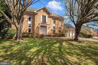 5825 MOSSROCK, Rockville, MD 20852