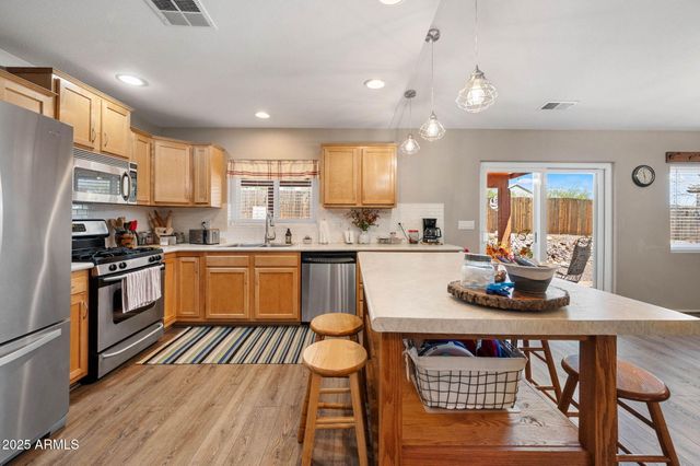 17798 E TRAILS END Road, Mayer, AZ 86333