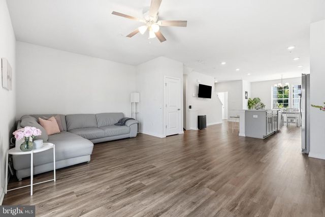 7753 VENICE LN, Severn, MD 21144