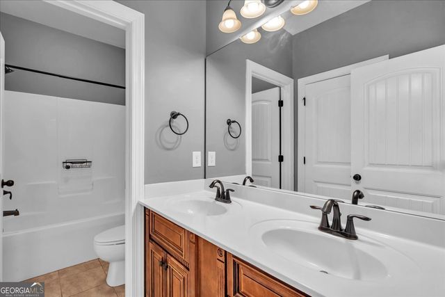 302 Sage Meadows Lane, Bonaire, GA 31005
