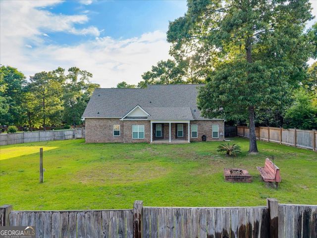 302 Sage Meadows Lane, Bonaire, GA 31005