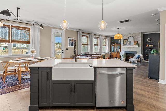 711 Yellow Leaf Lane, Summerville, SC 29486