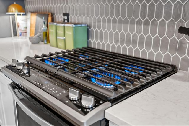 711 Yellow Leaf Lane, Summerville, SC 29486