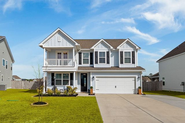 711 Yellow Leaf Lane, Summerville, SC 29486