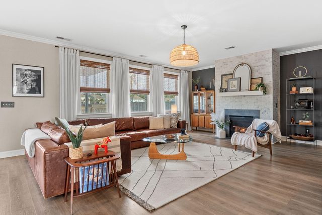 711 Yellow Leaf Lane, Summerville, SC 29486