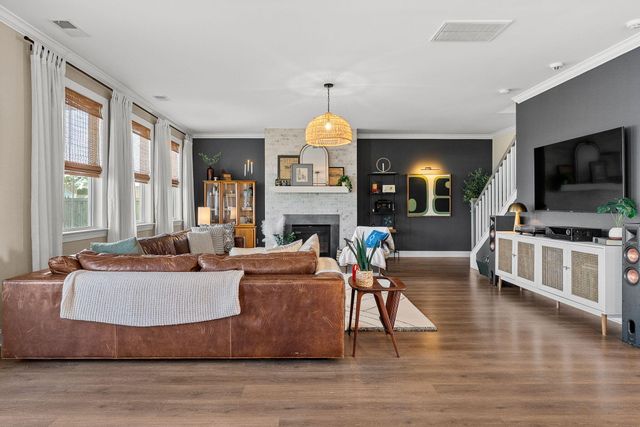 711 Yellow Leaf Lane, Summerville, SC 29486