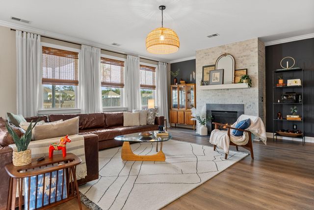 711 Yellow Leaf Lane, Summerville, SC 29486