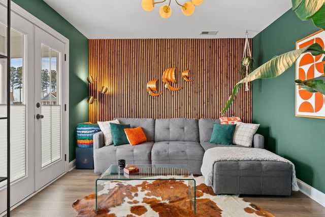 711 Yellow Leaf Lane, Summerville, SC 29486